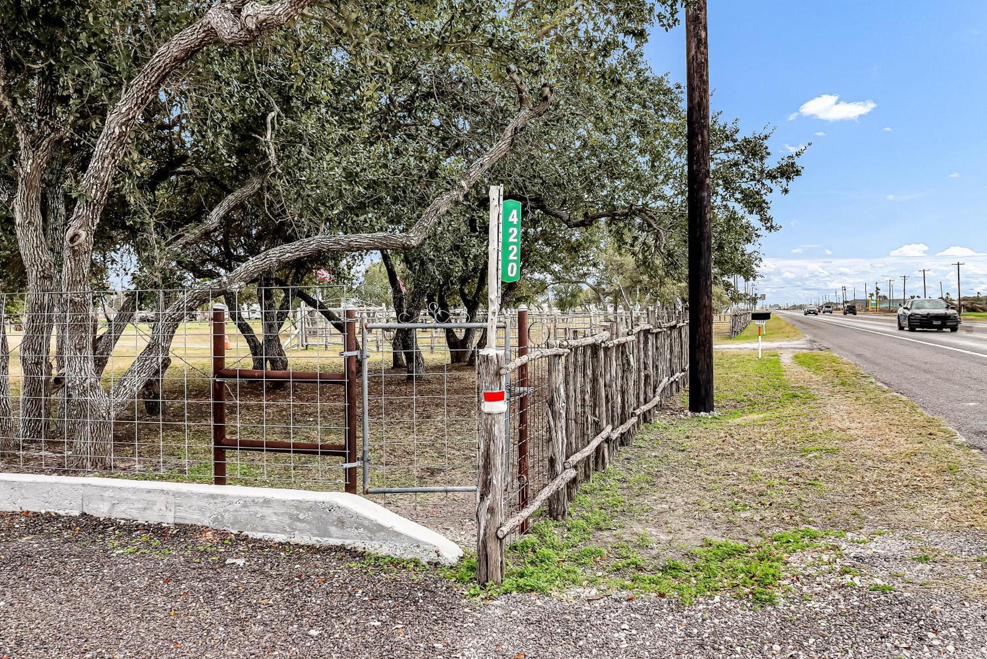 Casas Coastal Experience Cabin C Rockport Bagian luar foto